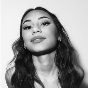 Meet your Posher, Catalina